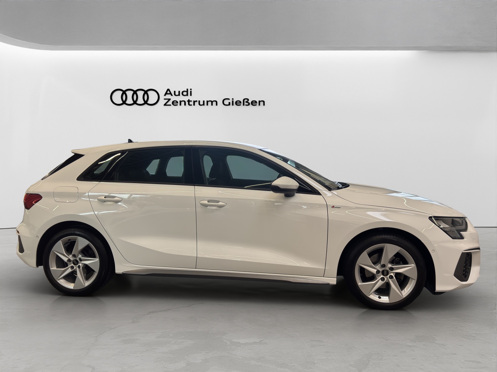 A3 Sportback 30 TFSI S line LED Navi Sitzheizung