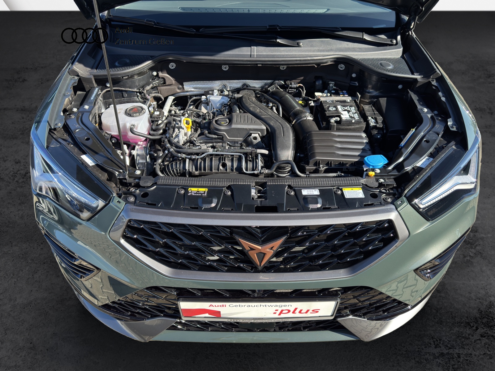 Ateca 1.5 TSI DSG Pano ACC AHK Kamera Navi Lenkradheizung