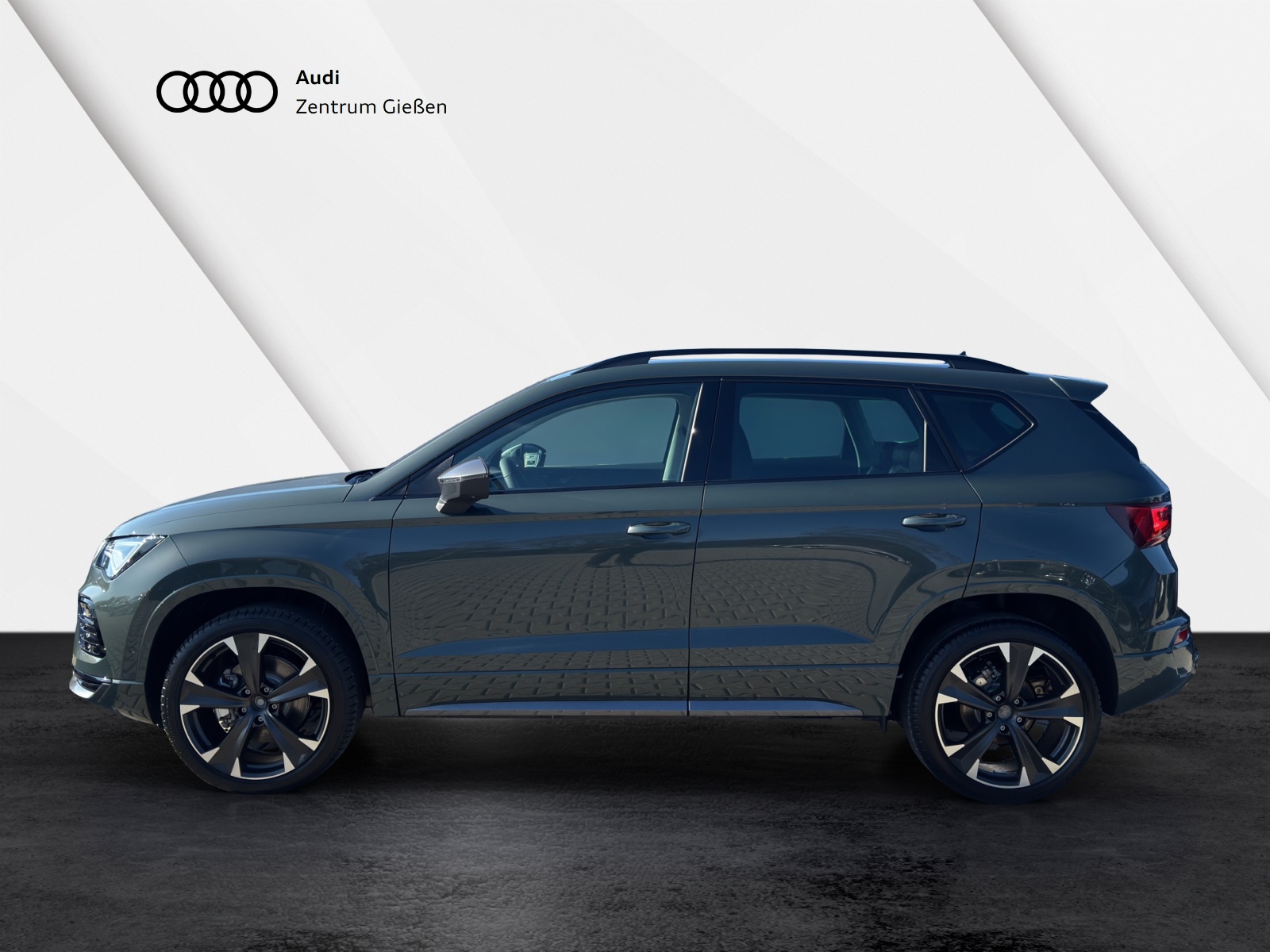 Ateca 1.5 TSI DSG Pano ACC AHK Kamera Navi Lenkradheizung