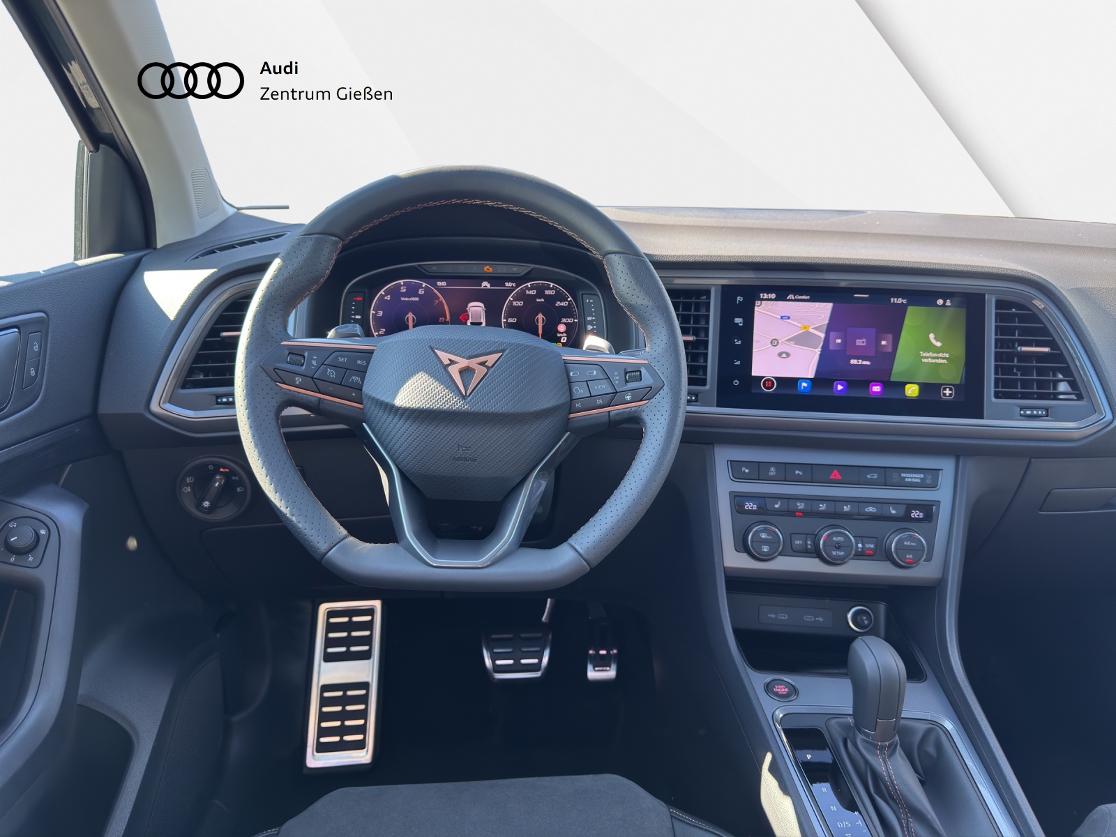 Ateca 1.5 TSI DSG Pano ACC AHK Kamera Navi Lenkradheizung