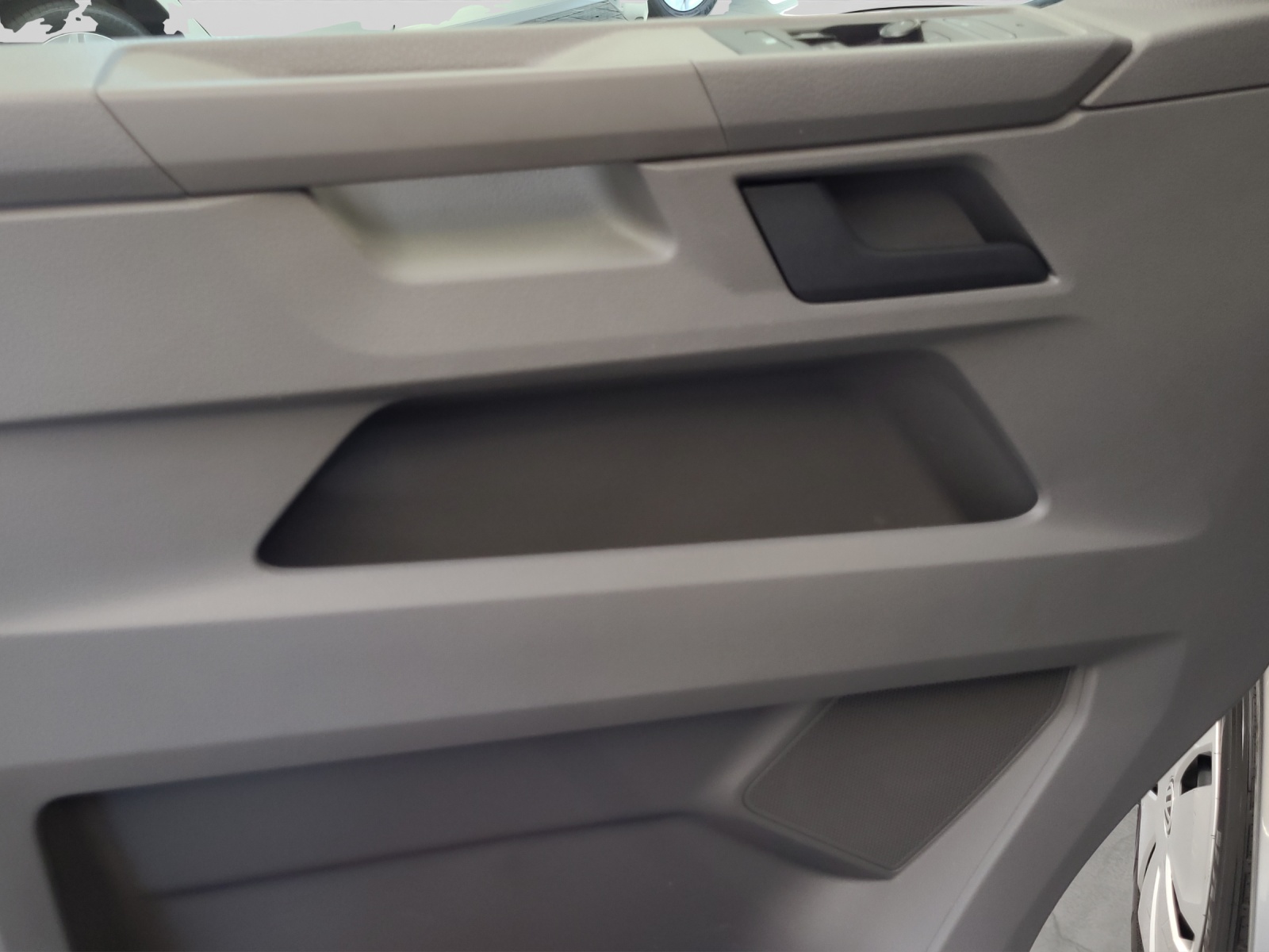 T6 Transporter Kasten 6.1 TDI Klima Navi Standheizung GRA