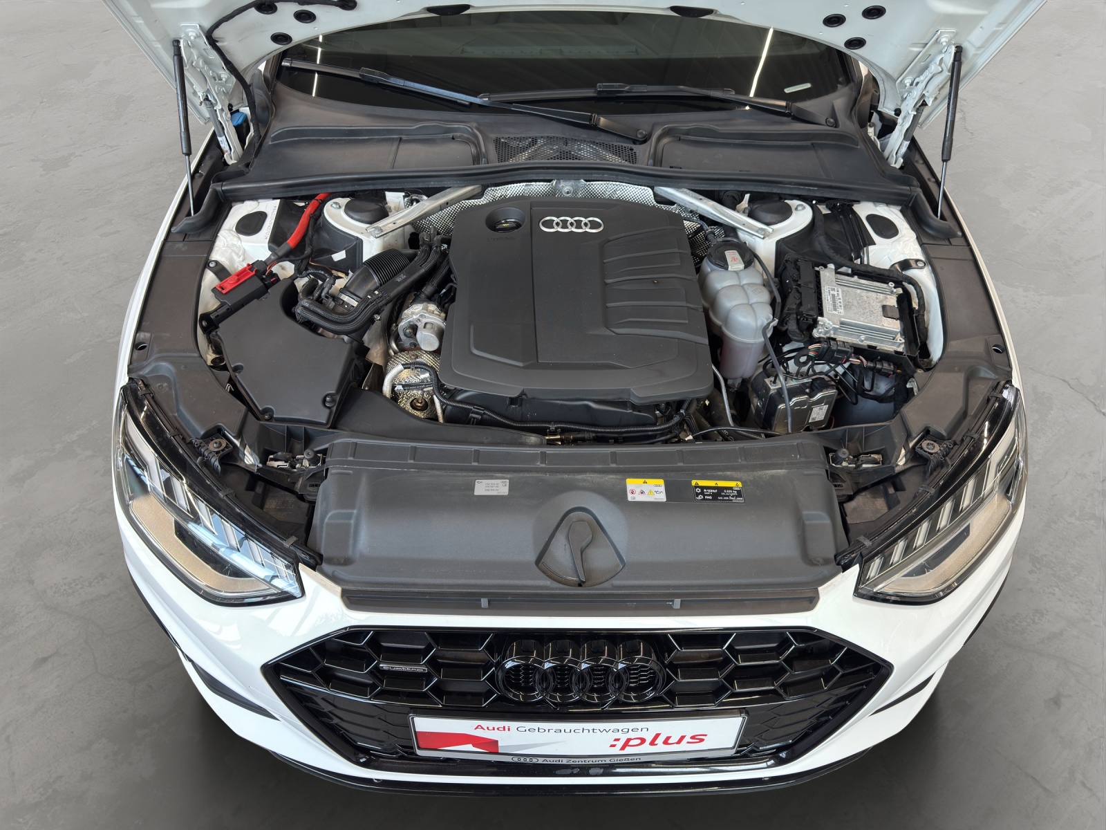 A4 Avant 40 TDI quattro S line Black AHK LED Navi