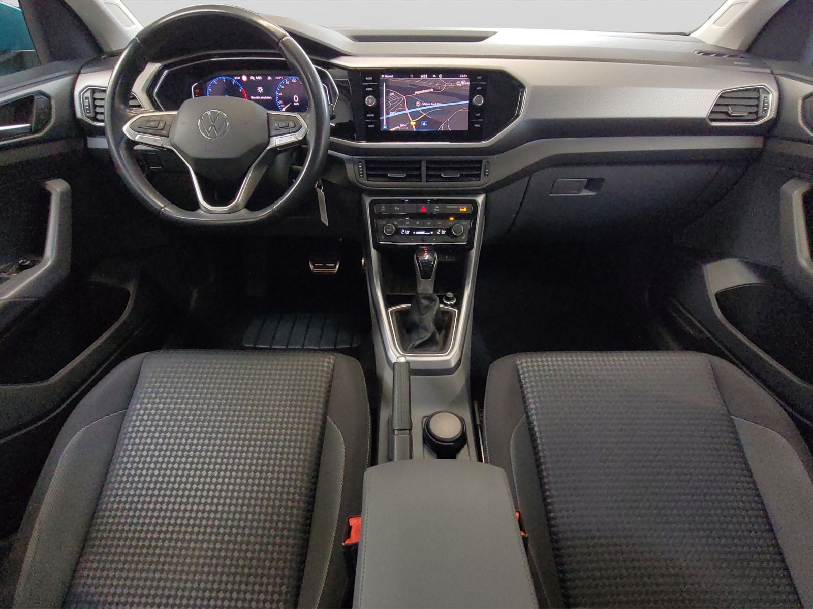 T-Cross TSI DSG Active ACC LED Navi AHK Kamera