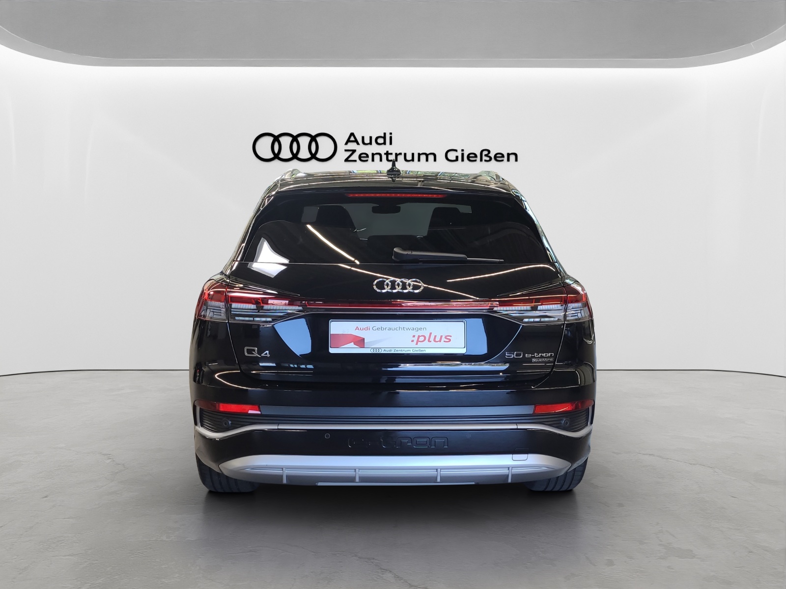 Q4 e-tron 50 quattro S line HuD Matrix-LED Navi