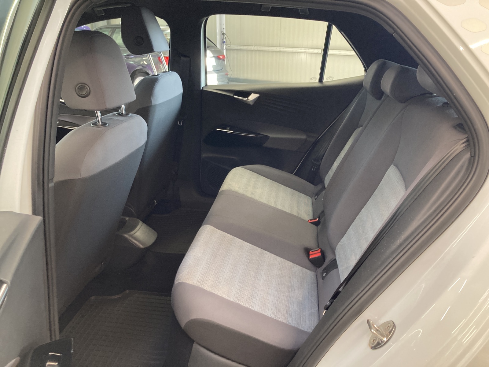 ID.3 Pure Performance LED Navi