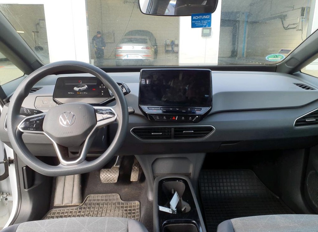 ID.3 Pure Performance LED Navi
