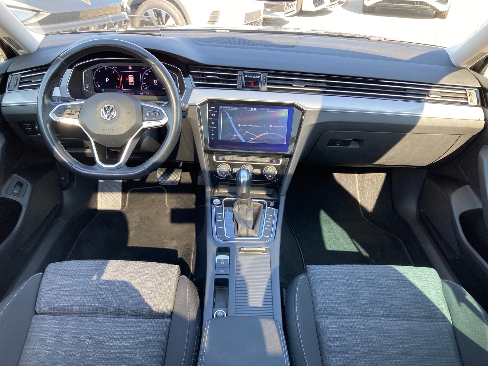 Passat Variant TDI DSG Business IQ-Light Panodach Standh.AHK