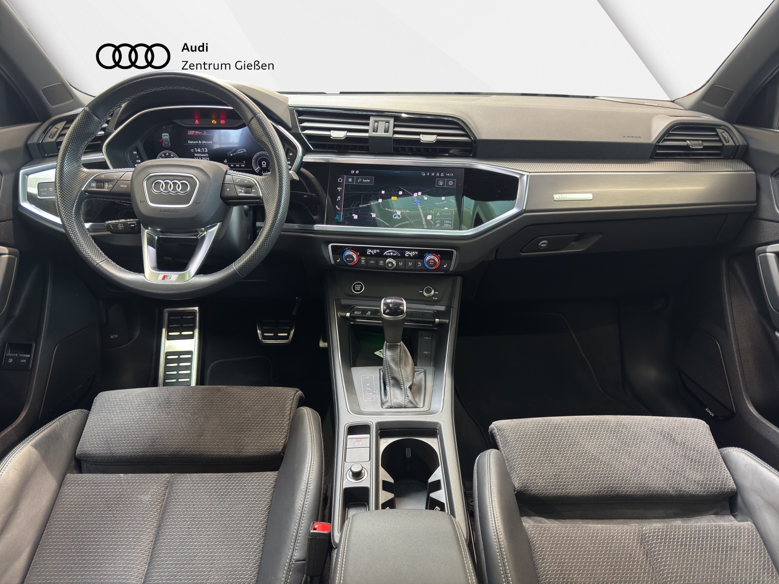 Q3 45 TFSI e S line Black Pano Matrix SONOS Navi