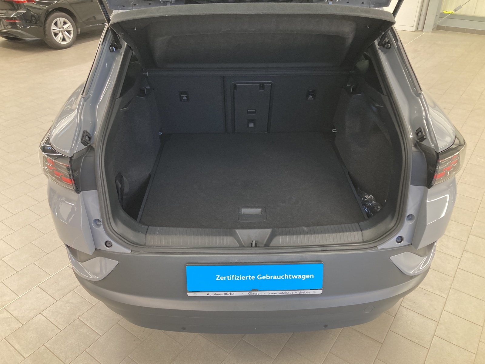 ID.4 Pro Performance 150 kW/77kWh Wärmepumpe IQ-Light