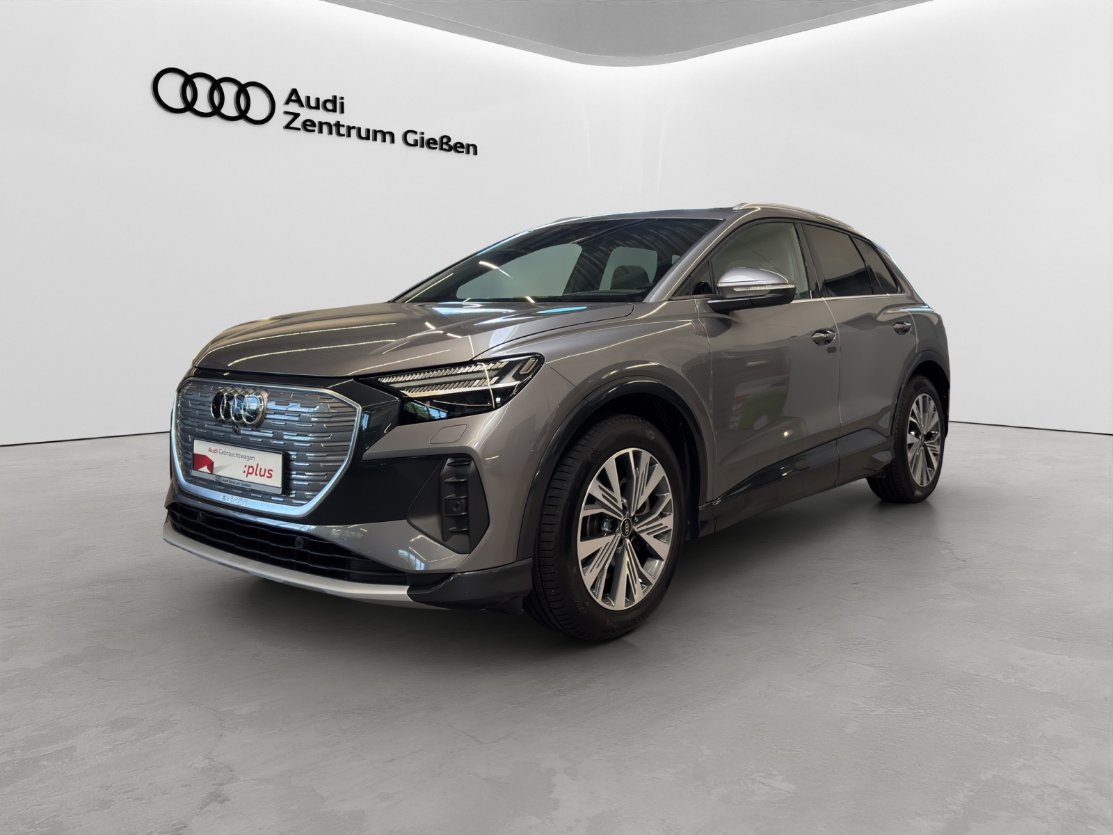 Q4 e-tron 50 quattro basis Matrix Pano AHK SONOS Navi