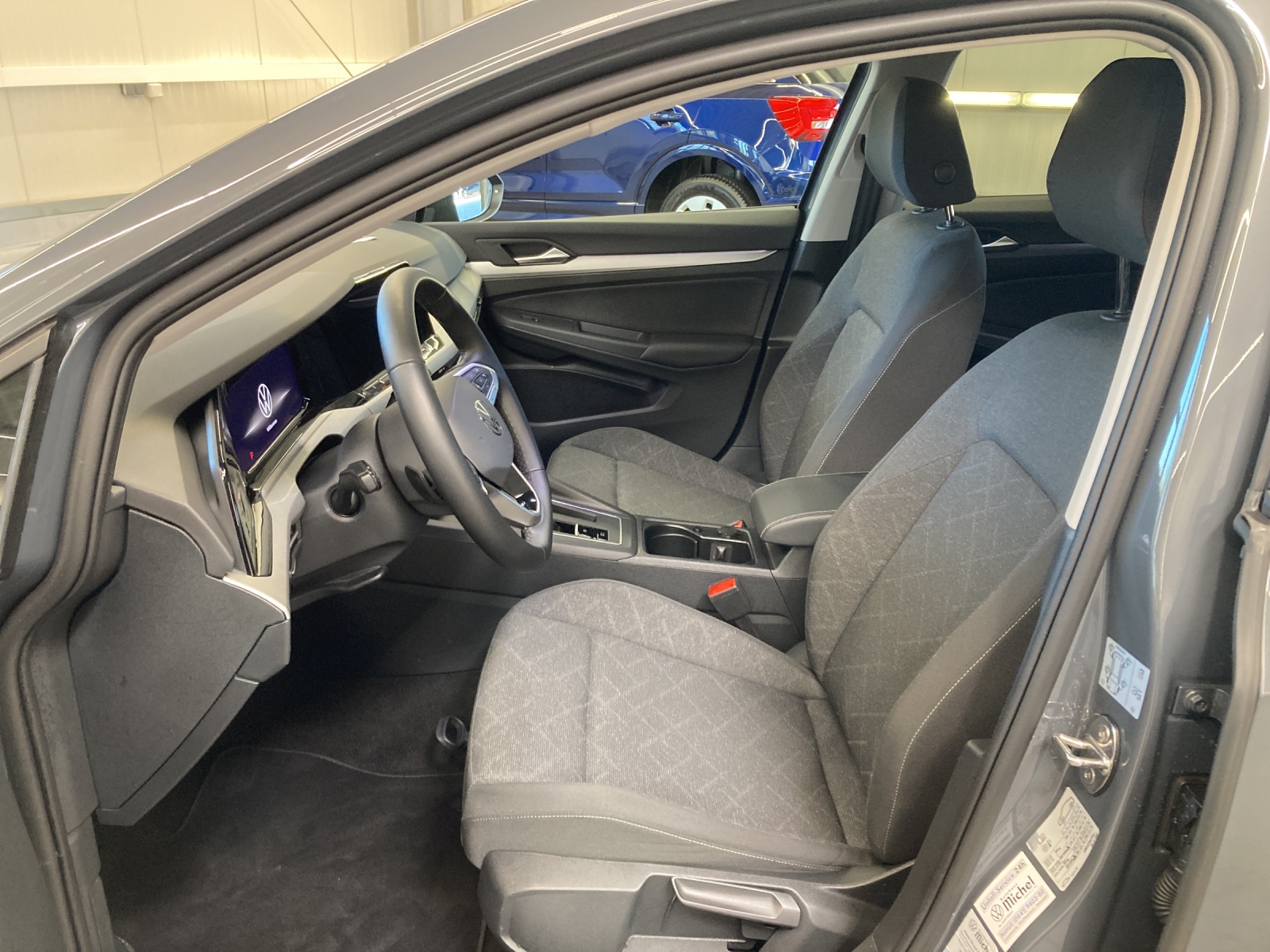 Golf 8 Variant TDI DSG Life LED TravelAssist Navi Rückkamera