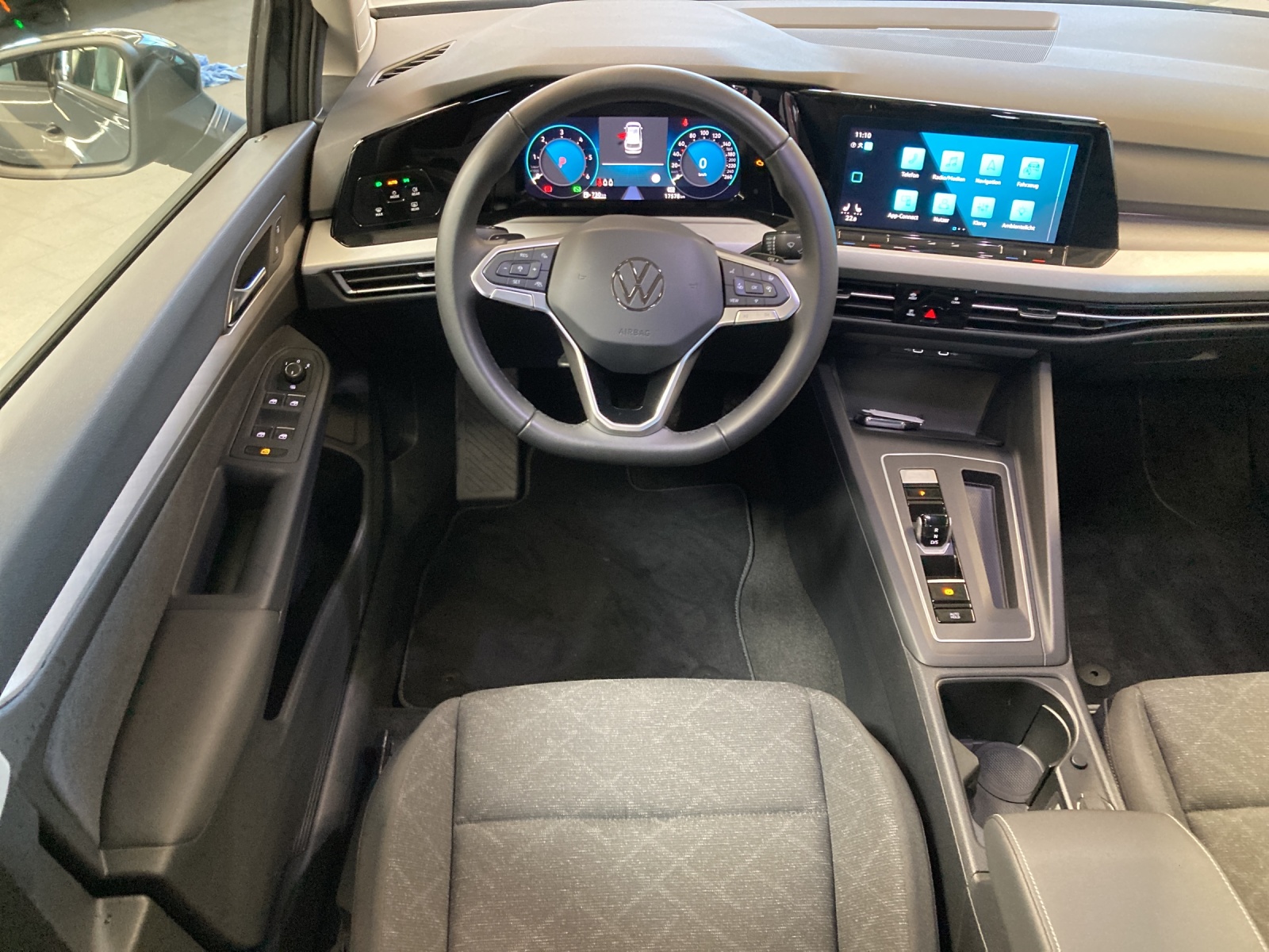 Golf 8 Variant TDI DSG Life LED TravelAssist Navi Rückkamera