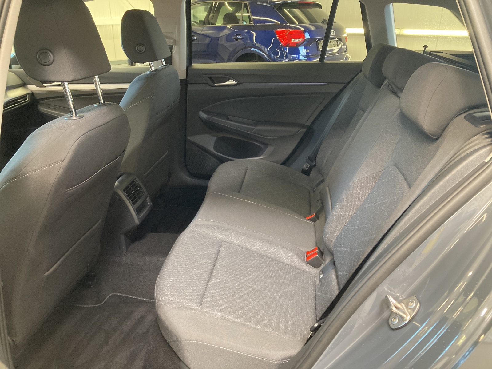 Golf 8 Variant TDI DSG Life LED TravelAssist Navi Rückkamera