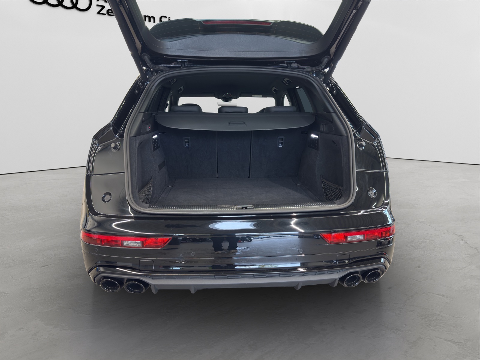 SQ5 TDI quattro Black HuD Matrix B&O Standheizung
