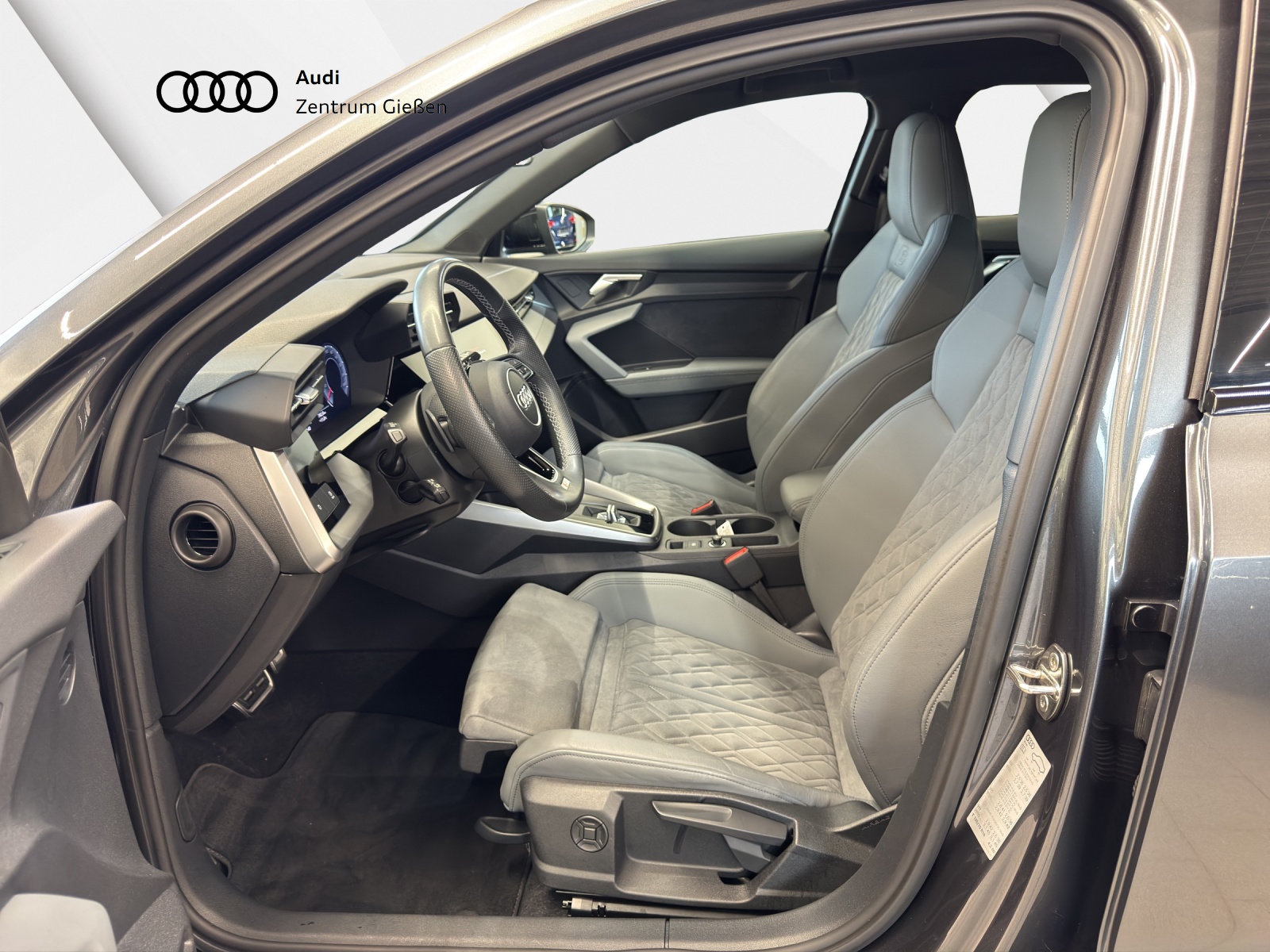 A3 Sportback 35 TDI S-tronic S line Black AHK Navi