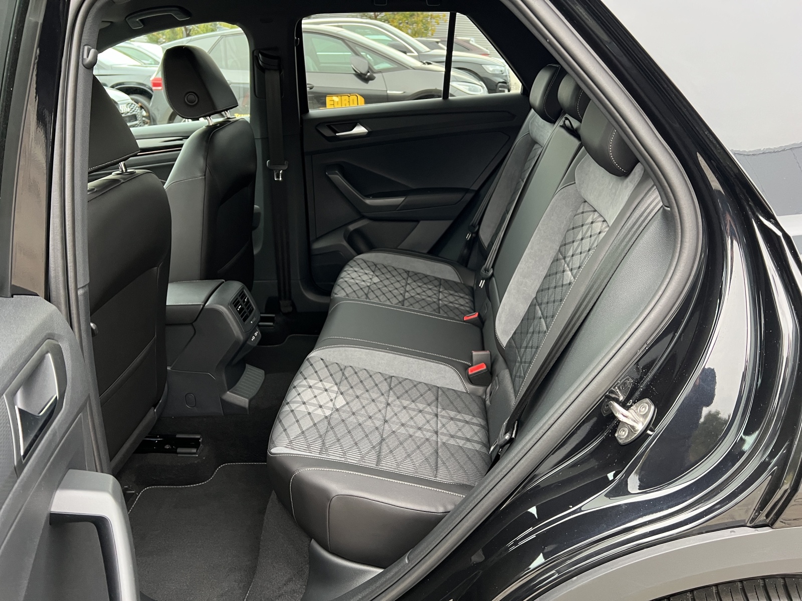 T-Roc 1.5 TSI DSG R-Line