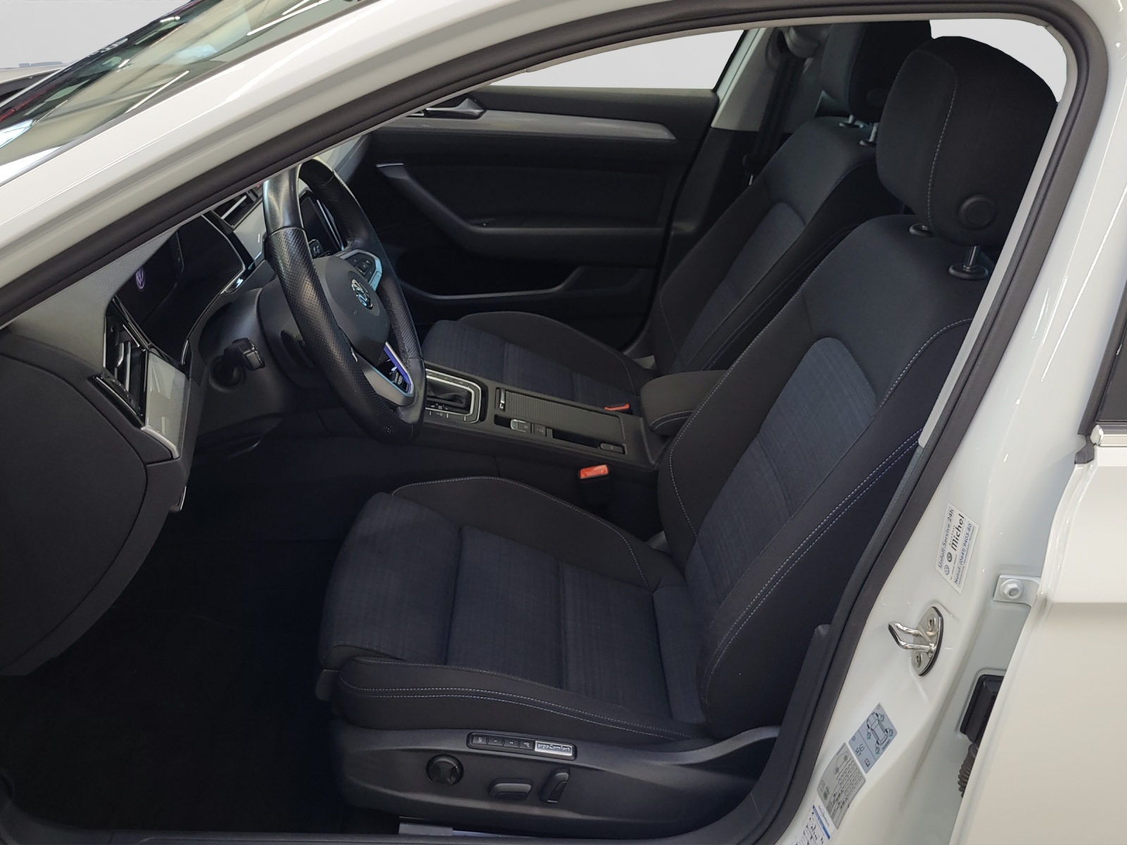 Passat 1,4 TSI Plugin-Hybrid DSG GTE IQ-Light Standh.ACC Kamera