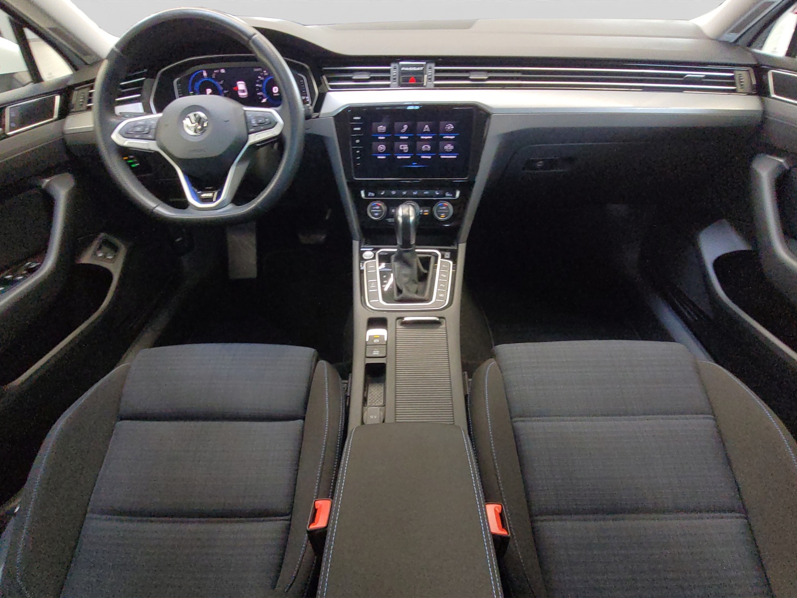 Passat 1,4 TSI Plugin-Hybrid DSG GTE IQ-Light Standh.ACC Kamera