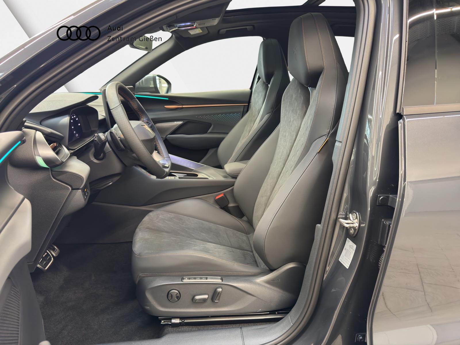 Terramar 2.0 TSI 4Drive VZ HuD PANO Sennheiser Matrix-LED