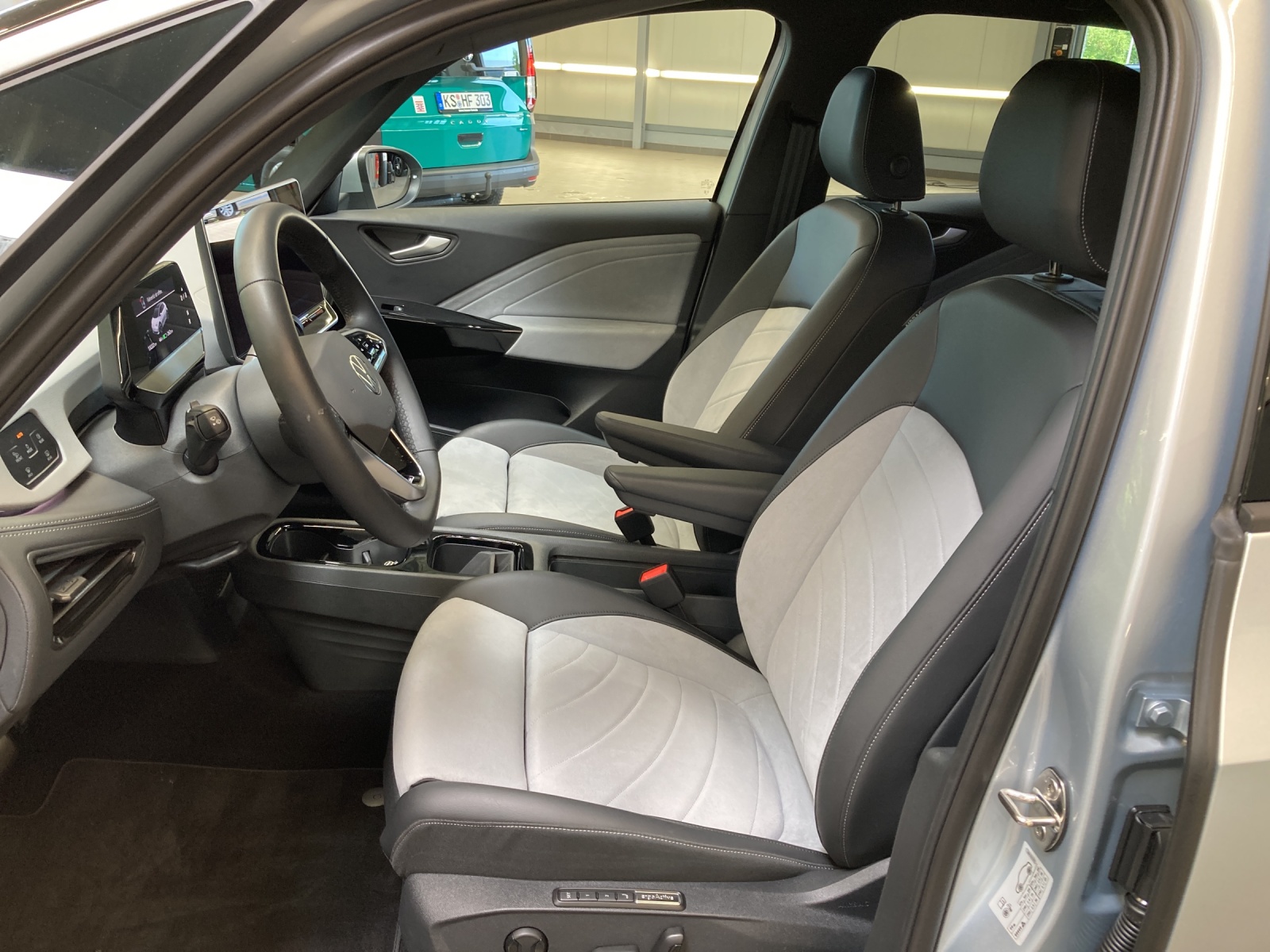 ID.3 Pro S 170 kW/77 kWh Wärmepumpe IQ-Light Navi ErgoSitz