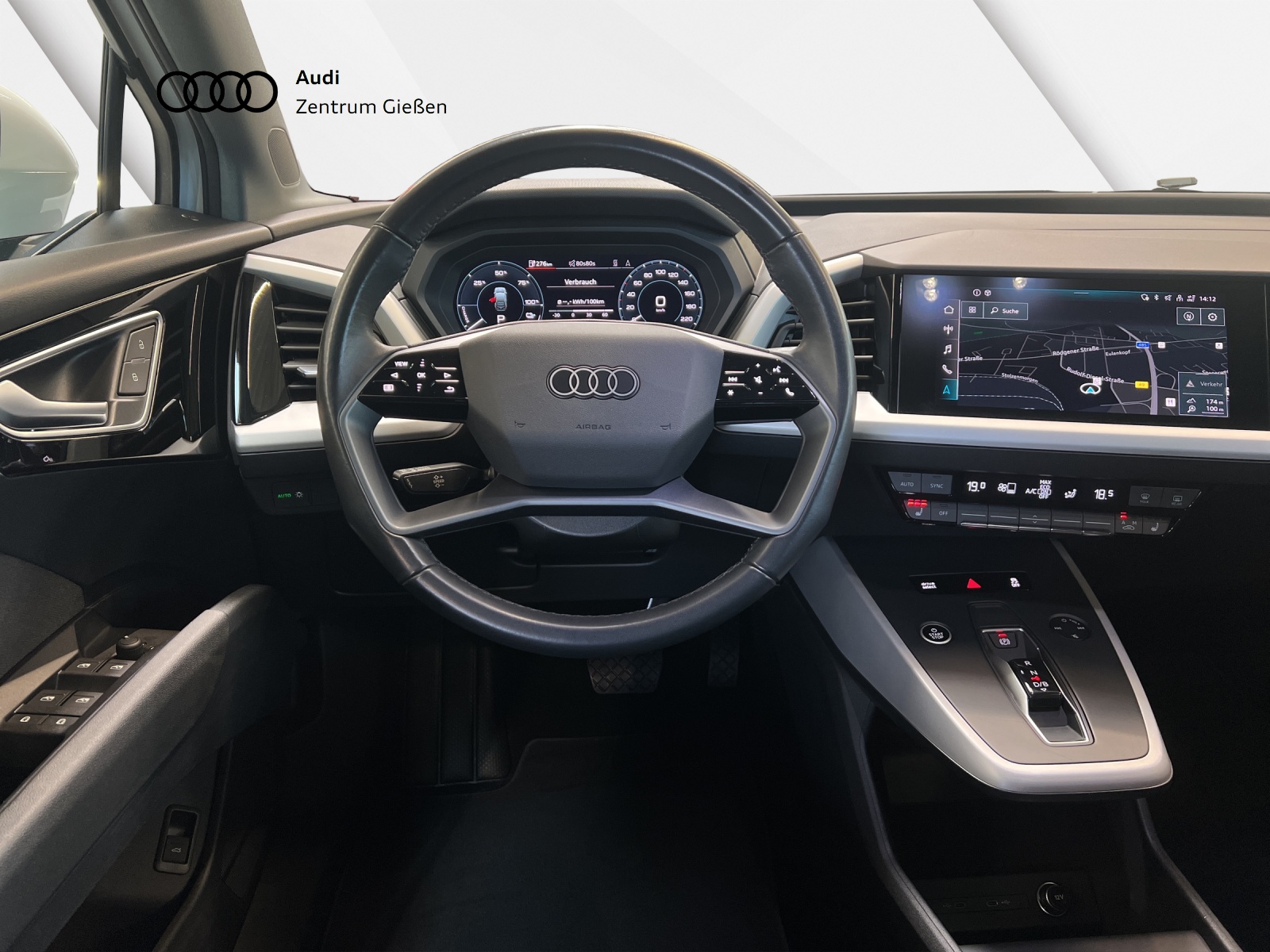 Q4 e-tron Sportback 40 S line Black MMI Navi Plus