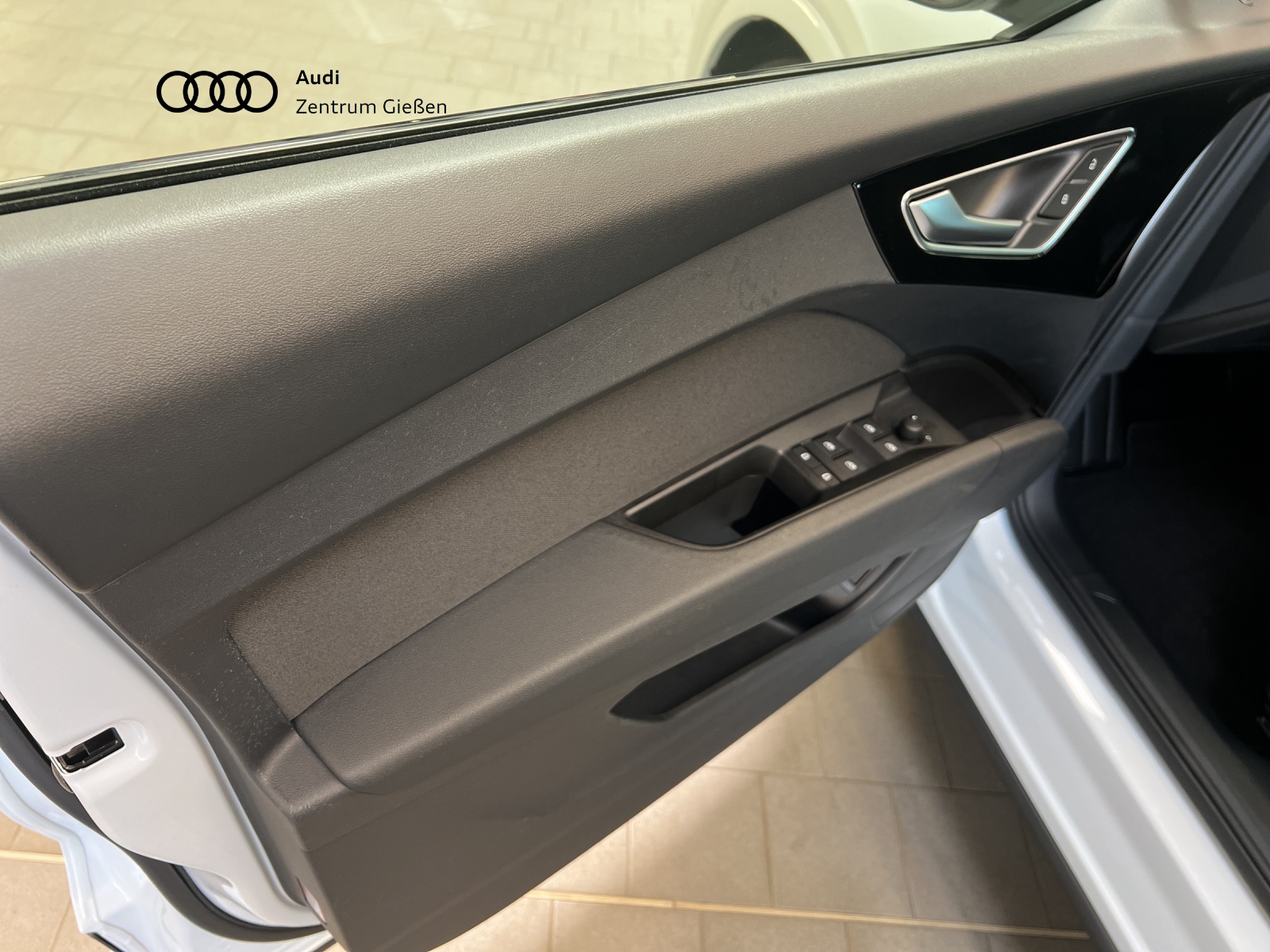 Q4 e-tron Sportback 40 S line Black MMI Navi Plus
