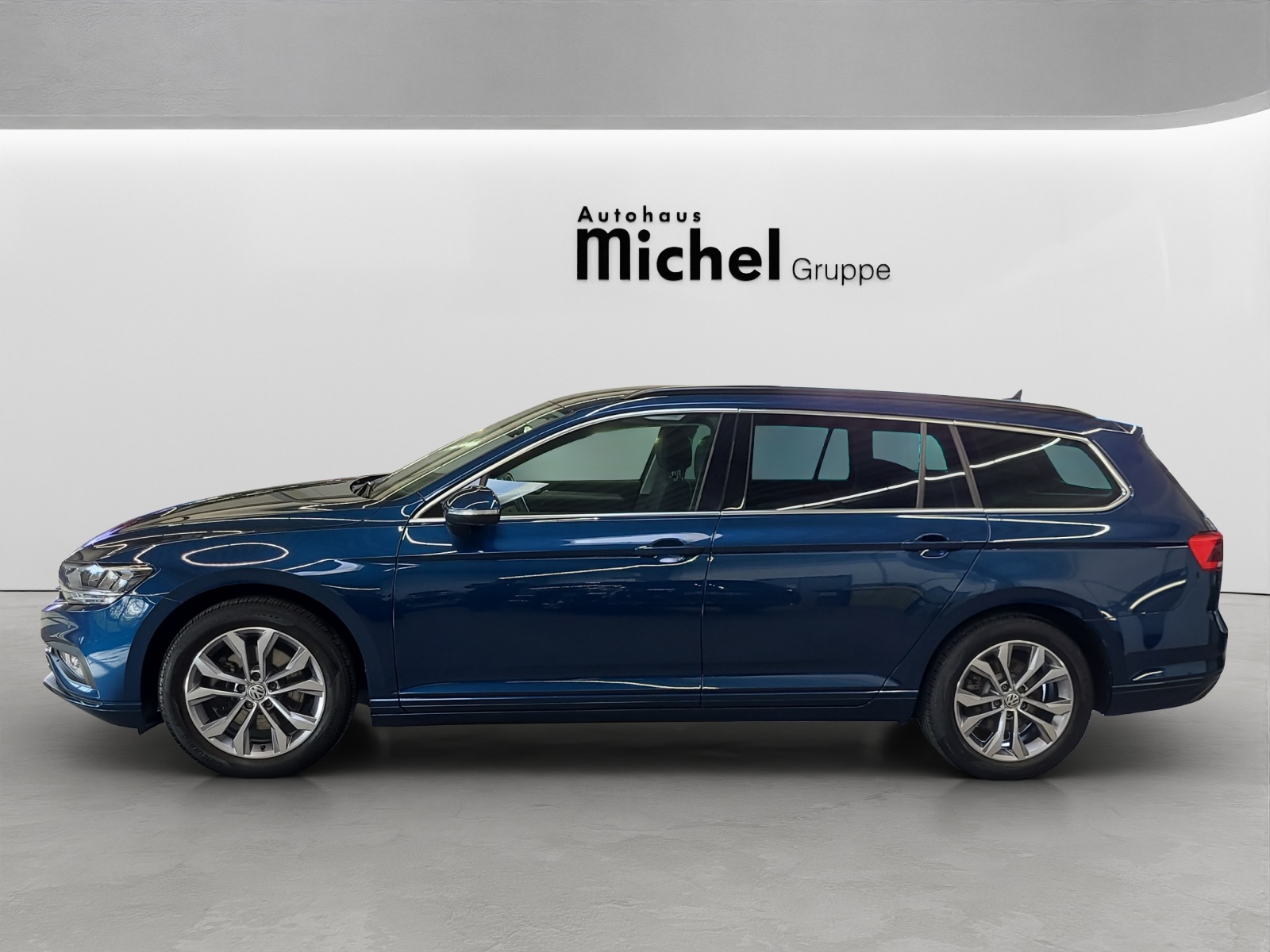 Passat Variant TSI DSG Business LED TravelAssist Kamera AHK Navi