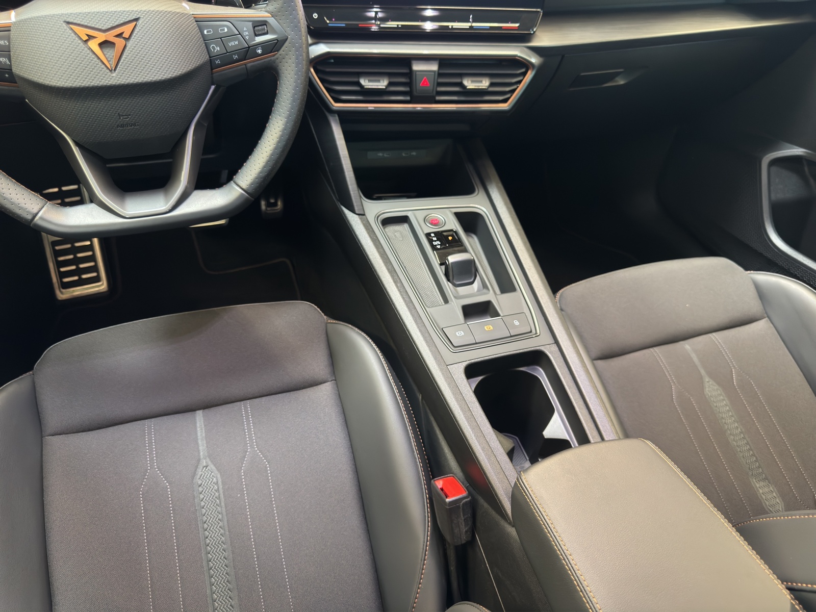Formentor 1.4 e-Hybrid VZ AHK ACC DCC Kamera Navi