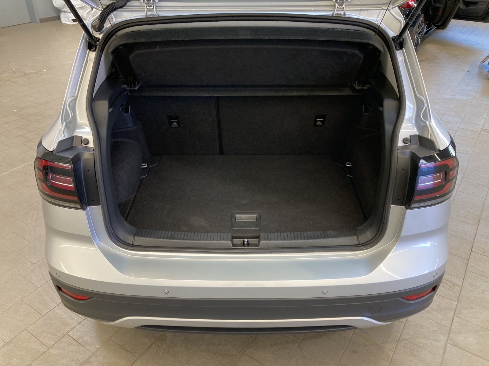 T-Cross TSI DSG Style LED Kamera TravelAssist Alu-18Zoll