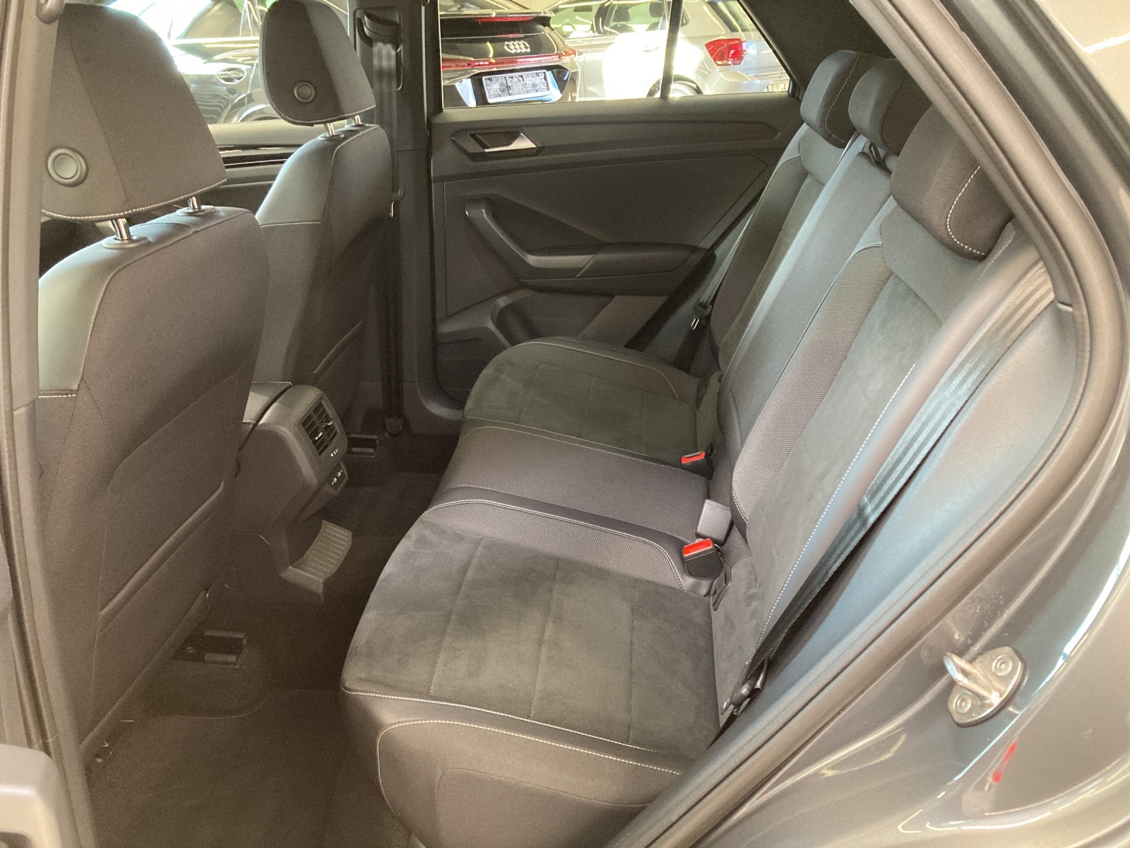 T-Roc TSI R-Line LED-Plus Navi Kamera