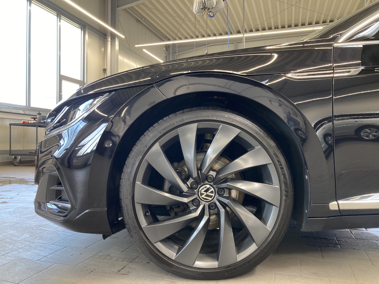 Arteon Shooting Brake TDI DSG R-Line IQ-Light DCC AHK Alu-20Zoll