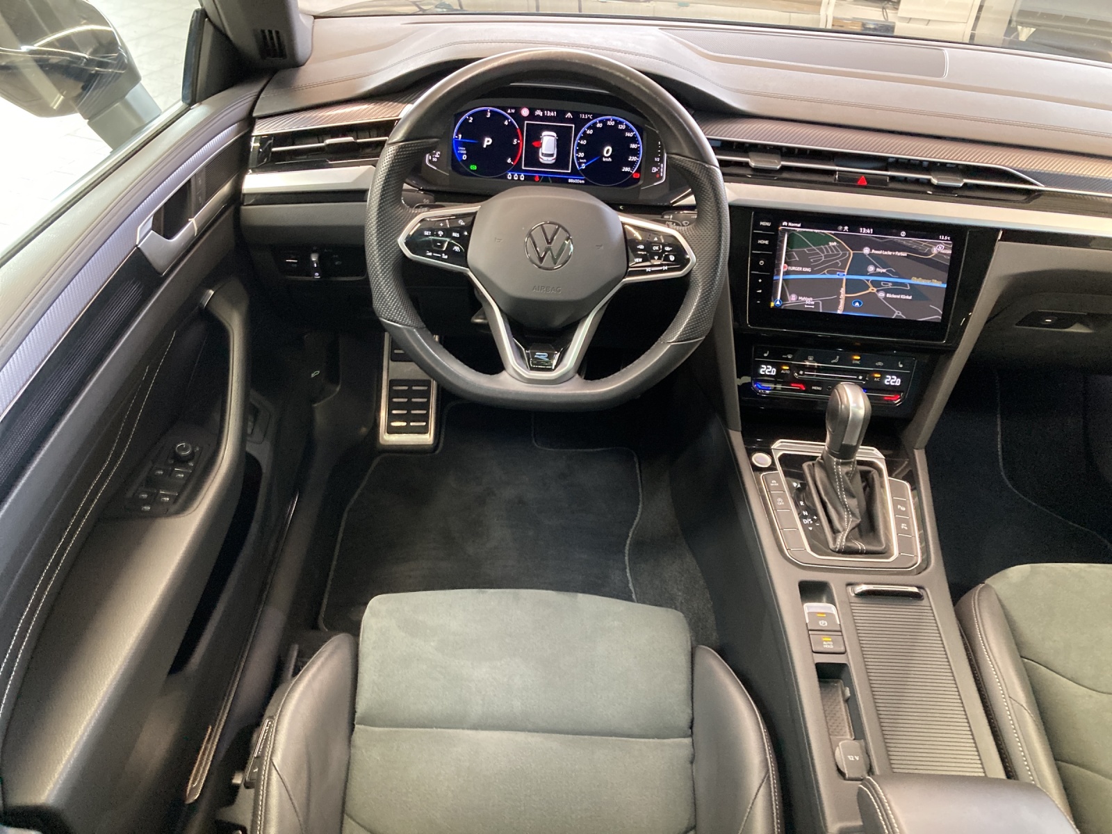 Arteon Shooting Brake TDI DSG R-Line IQ-Light DCC AHK Alu-20Zoll