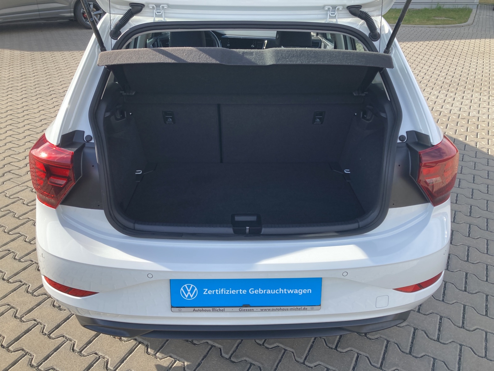 Polo TSI Life LED AppConnect Sitzheizung