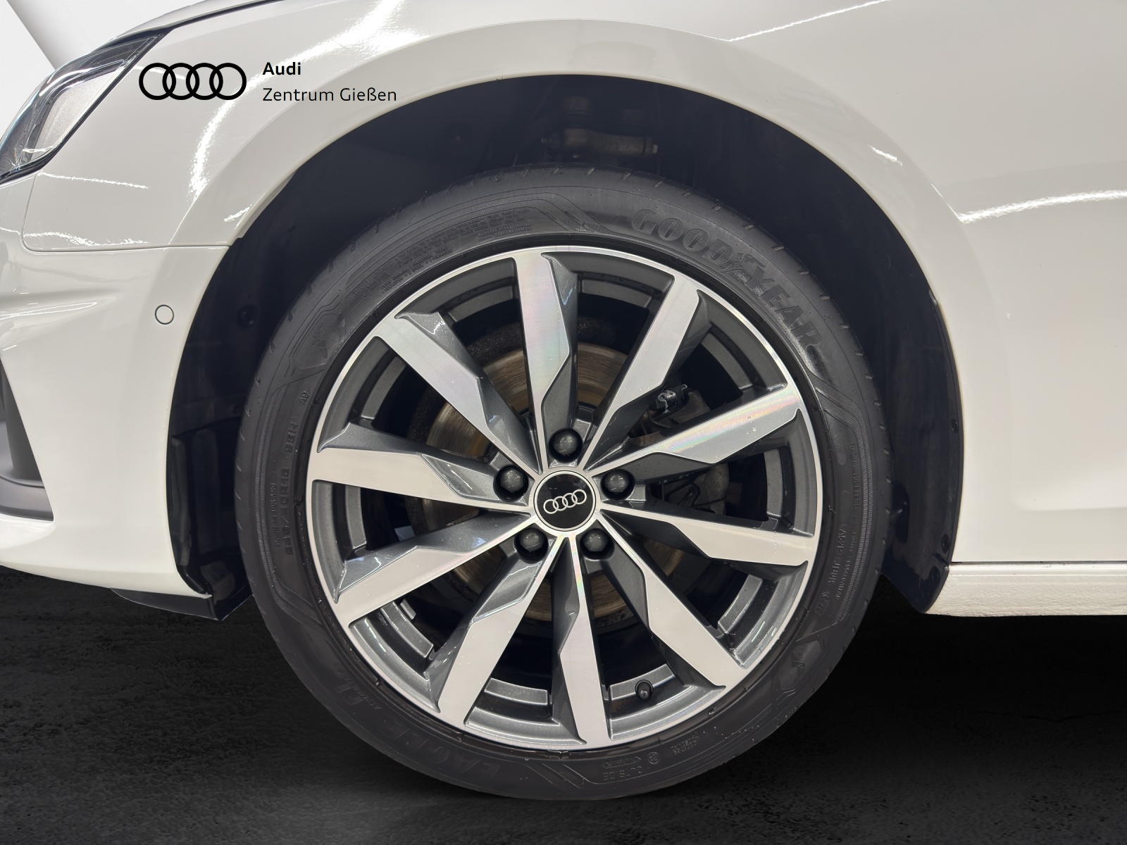 A4 Avant 35 TDI basis AHK Navi 360°Kamera