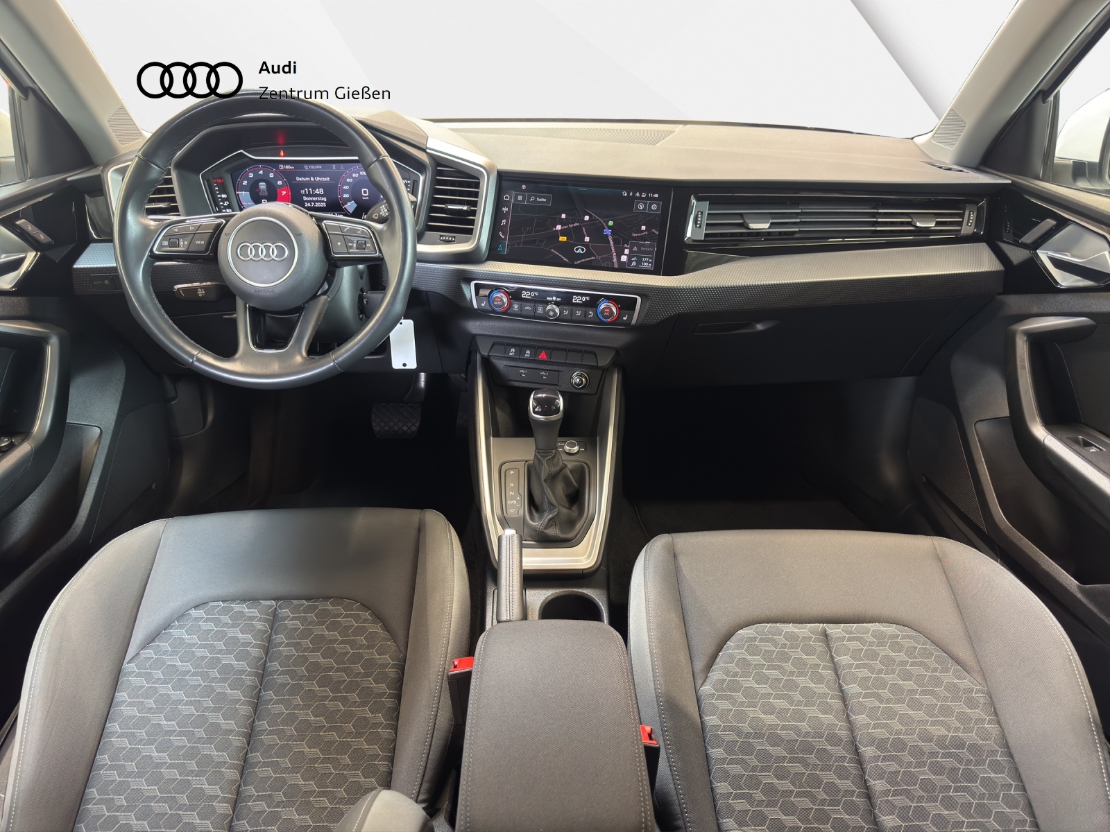 A1 Sportback 30 TFSI advanced black Navi Einparkhilfe