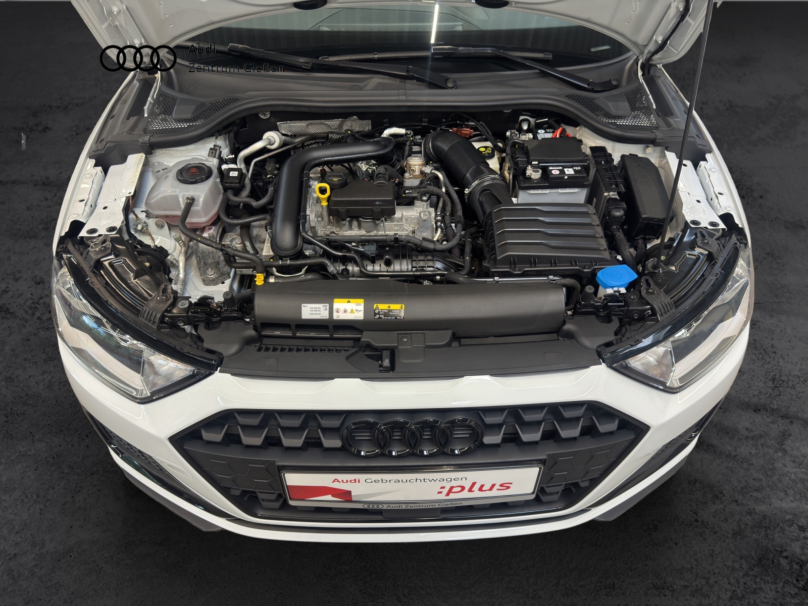 A1 Sportback 30 TFSI advanced black Navi Einparkhilfe