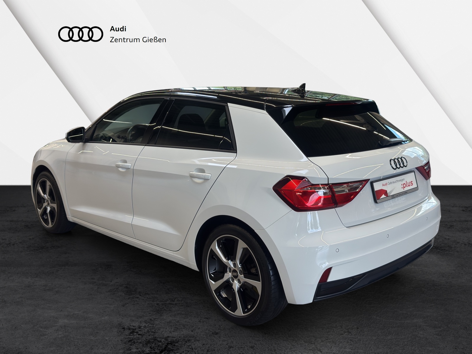 A1 Sportback 30 TFSI advanced black Navi Einparkhilfe