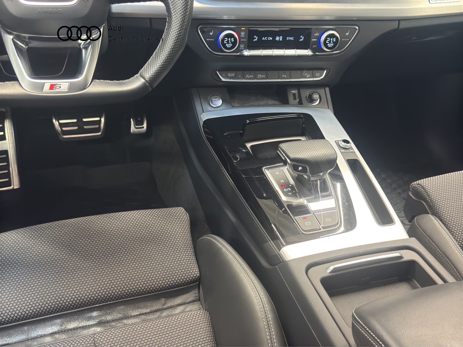 Q5 40 TDI quattro S line Black AHK Matrix-LED Kamera Navi