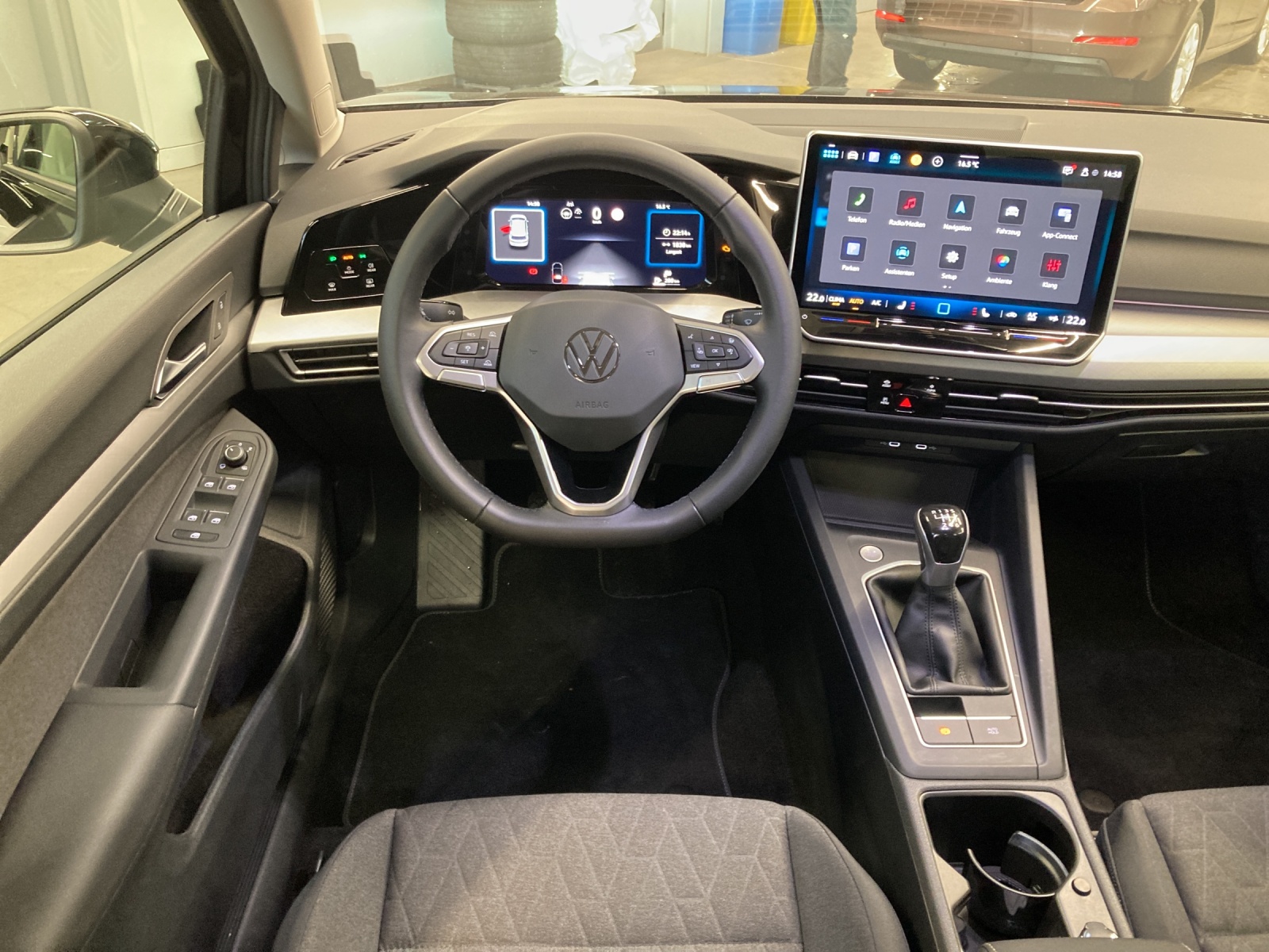 Golf 8 TSI Life LED Navi TravelAssist