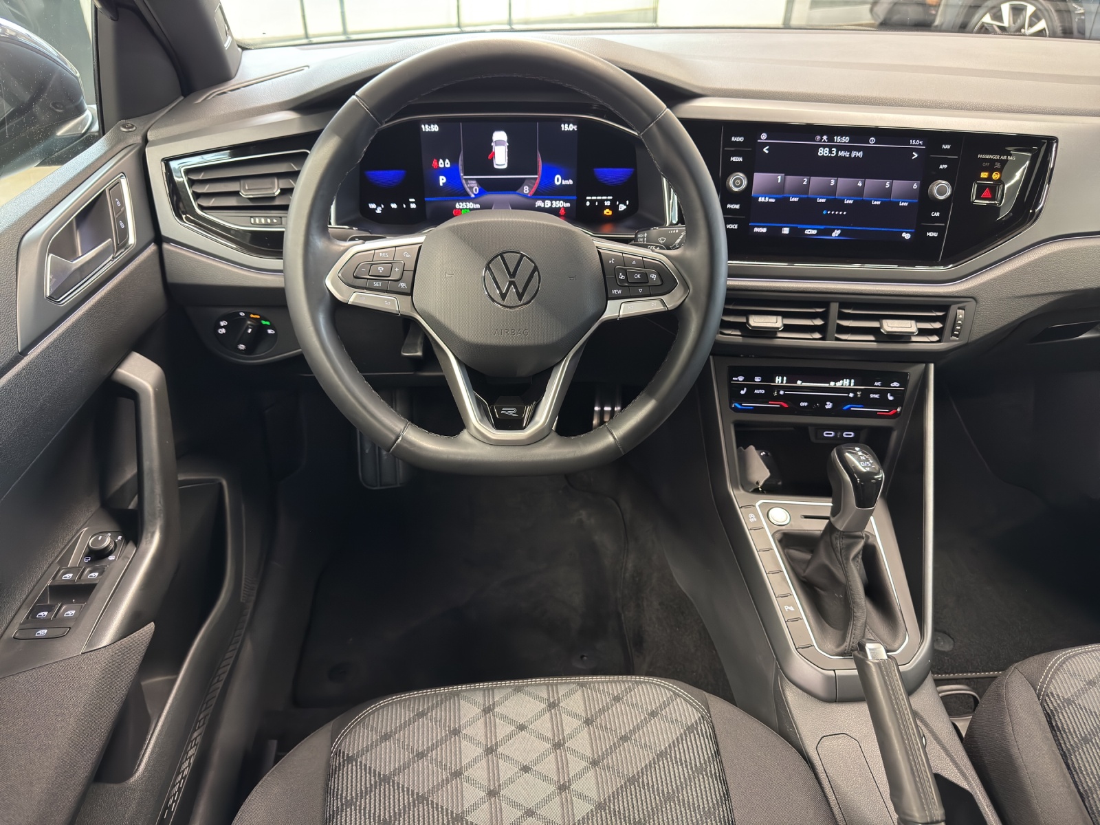 Taigo TSI DSG R-Line IQ-Light AHK Kamera