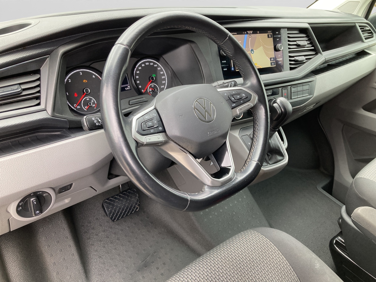 T6.1 Transporter Kasten TDI DSG Navi Klima PDC
