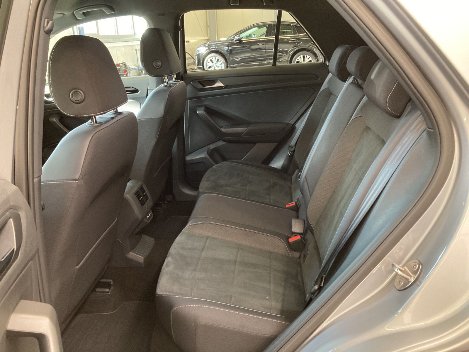 T-Roc TSI R-Line LED-Plus ACC Navi Kamera