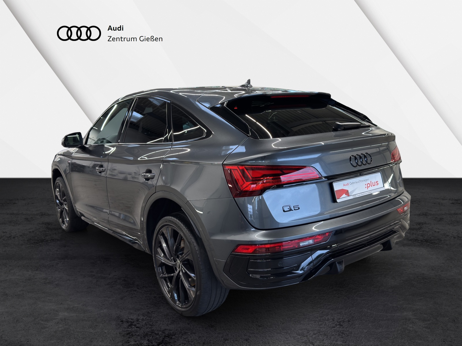 Q5 Sportback 40 TDI quattro S line Pano AHK B&O Matrix-LEDBlack