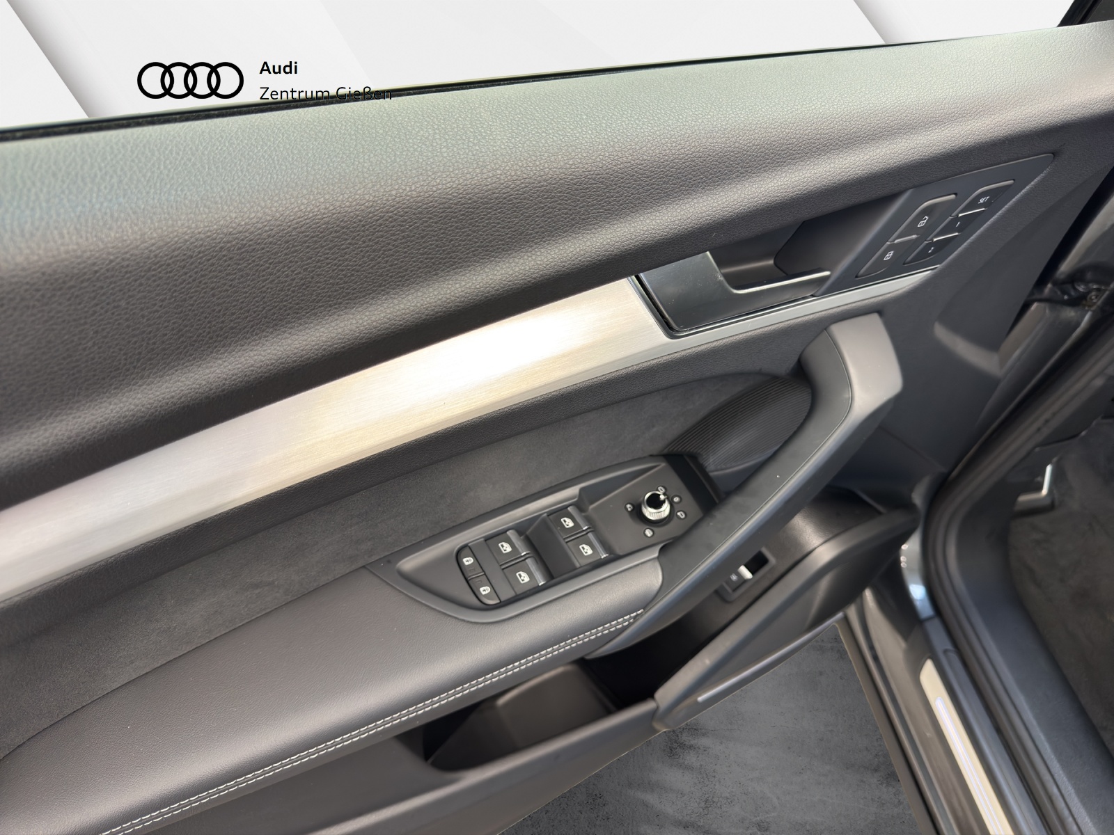 Q5 Sportback 40 TDI quattro S line Pano AHK B&O Matrix-LEDBlack