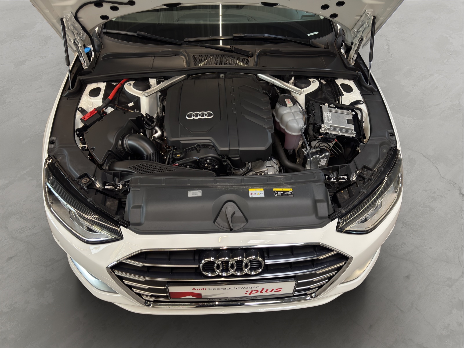 A4 Avant 40 TFSI S-tronic advanced AHK Navi Kamera