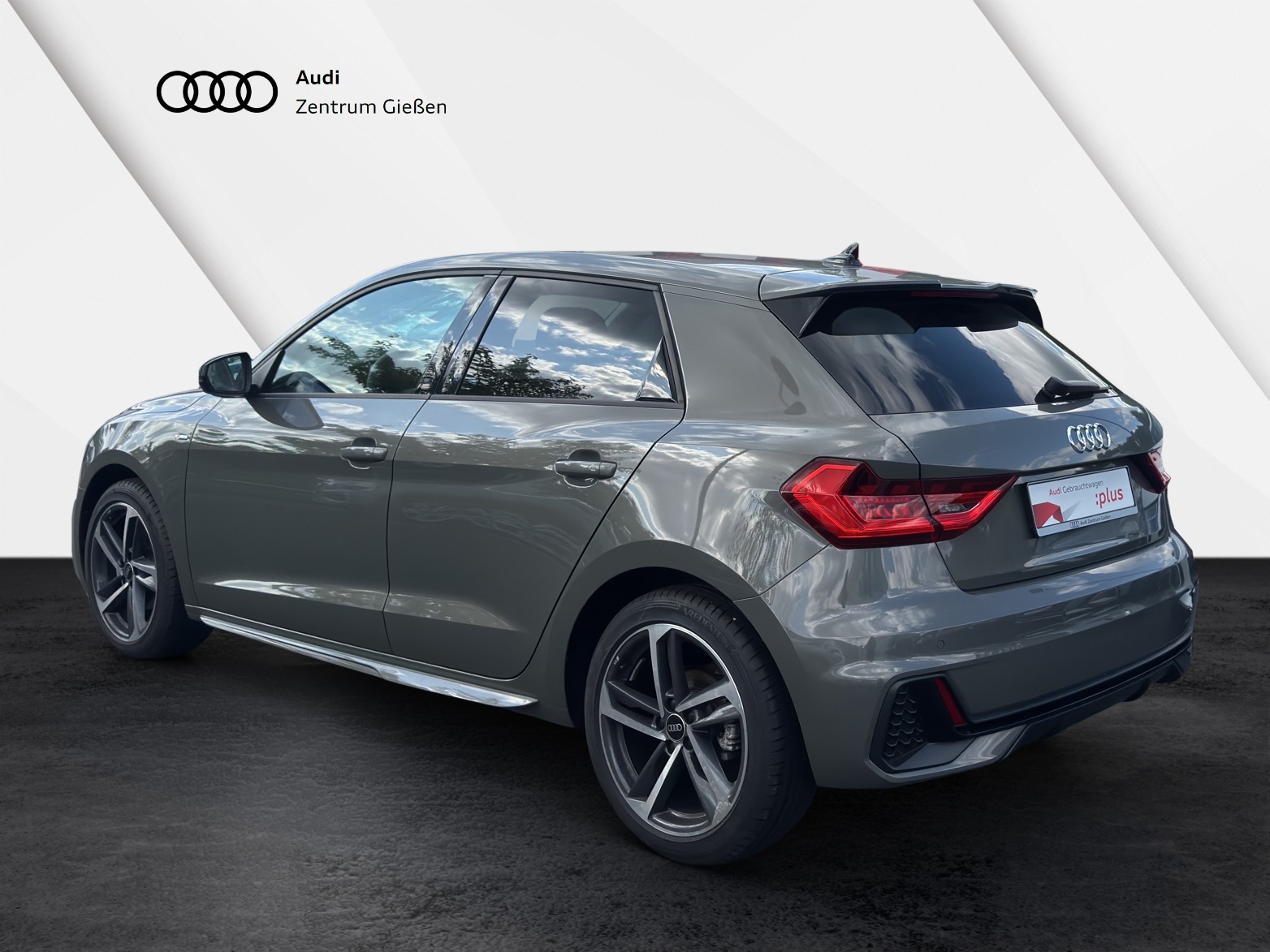A1 Sportback 30 TFSI S-tronic S line Black LED smartphone interface