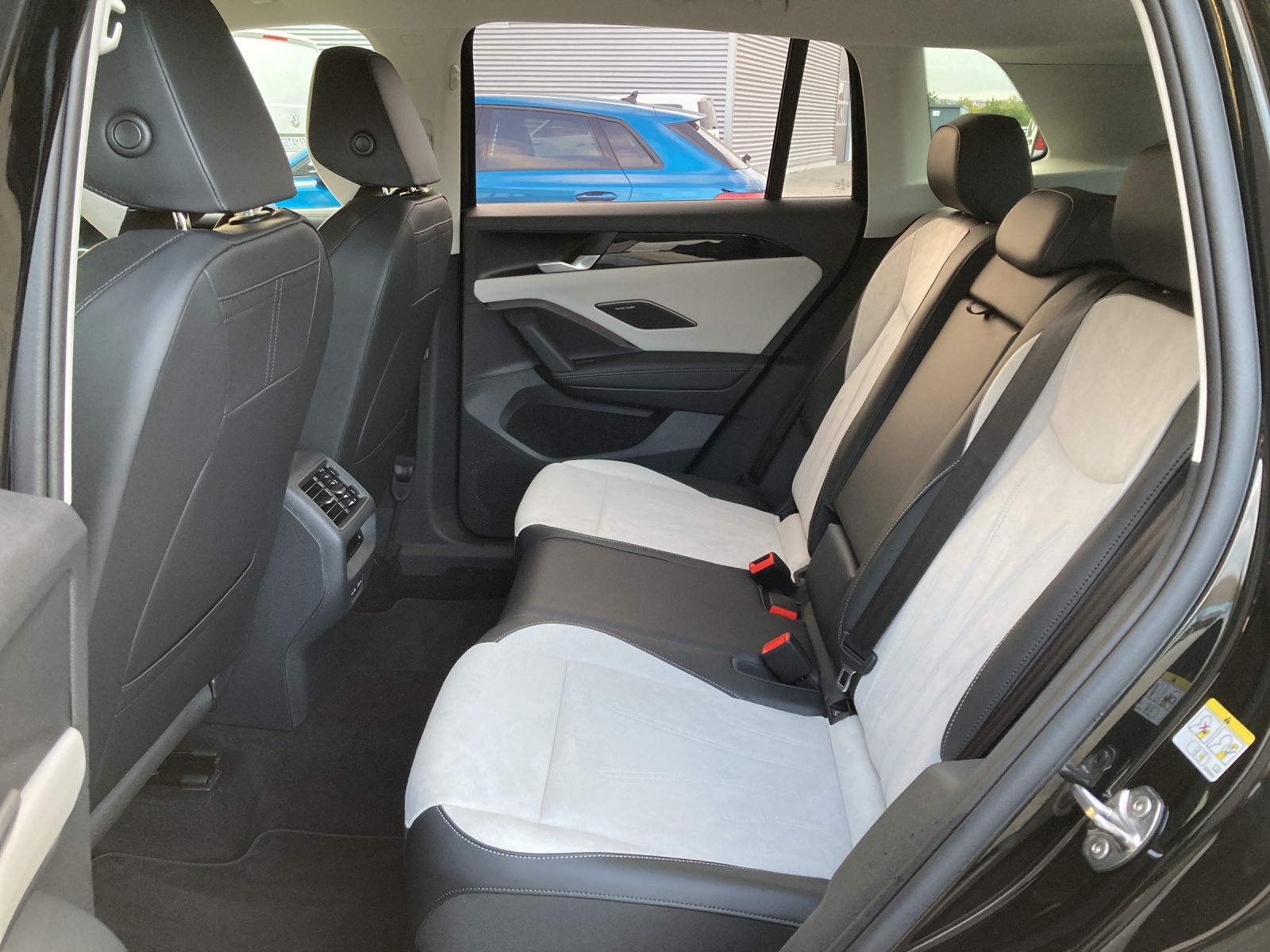 Tiguan TDI DSG Elegance AHK Standheizung