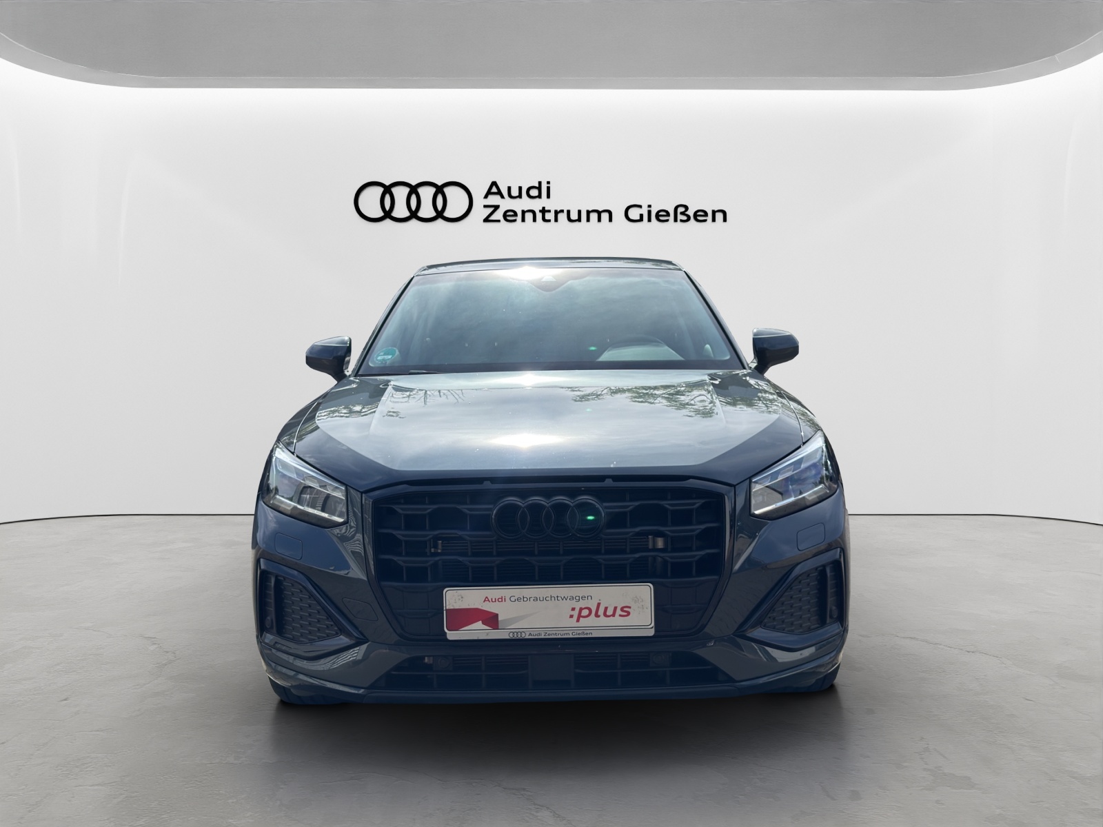 Q2 35 TFSI S-tronic advanced black AHK LED Navi Kamera