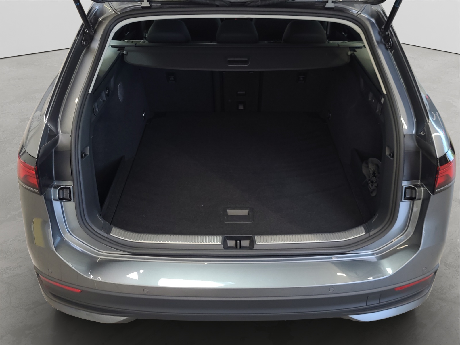 Passat Variant eTSI DSG ACC LED AppConnect Kamera Alu-17Zoll
