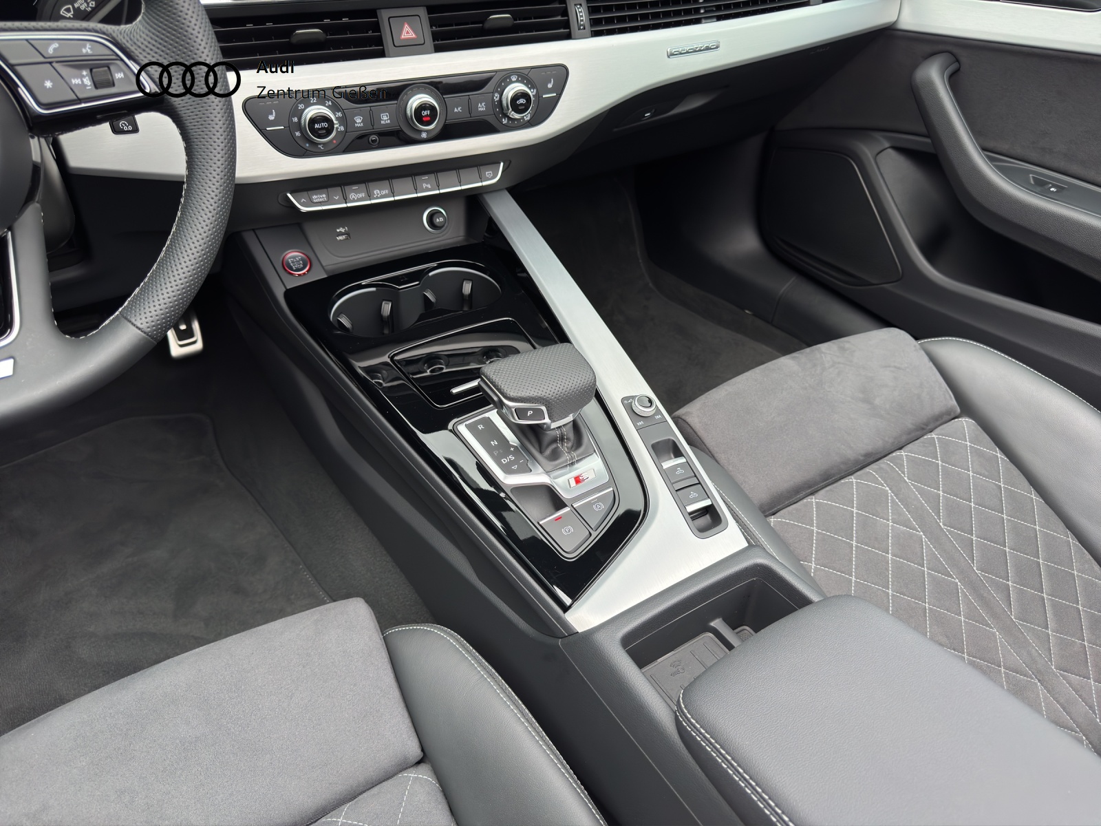 S5 Cabriolet 3.0 TFSI quattro MATRIX AHK S-Sportsitze